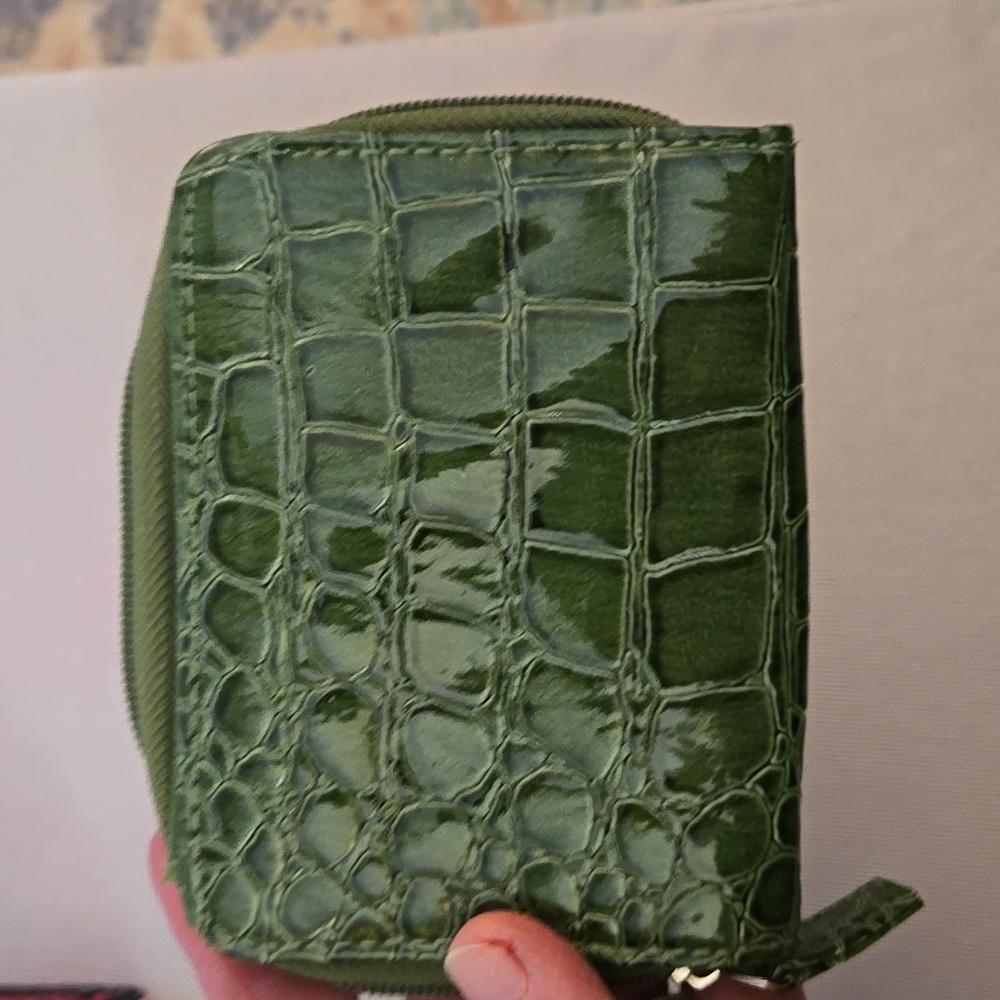 Orange Wallet with Zip Closure. Pink Wallet. Green.wallet - Picture 11 of 16